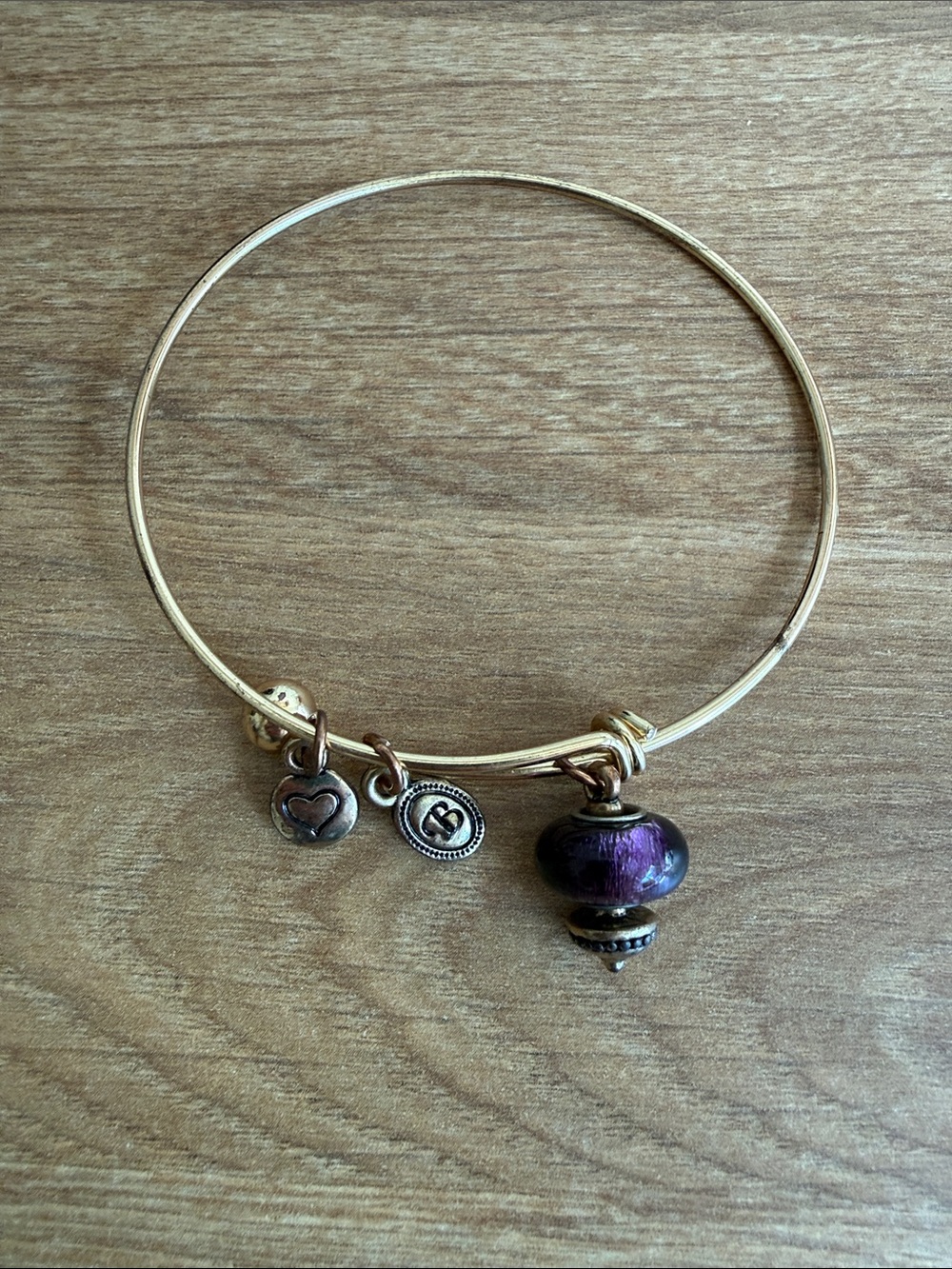Brighton Gold Tone Expandable Wire Charm Bangle with Purple Glass Bead & Heart